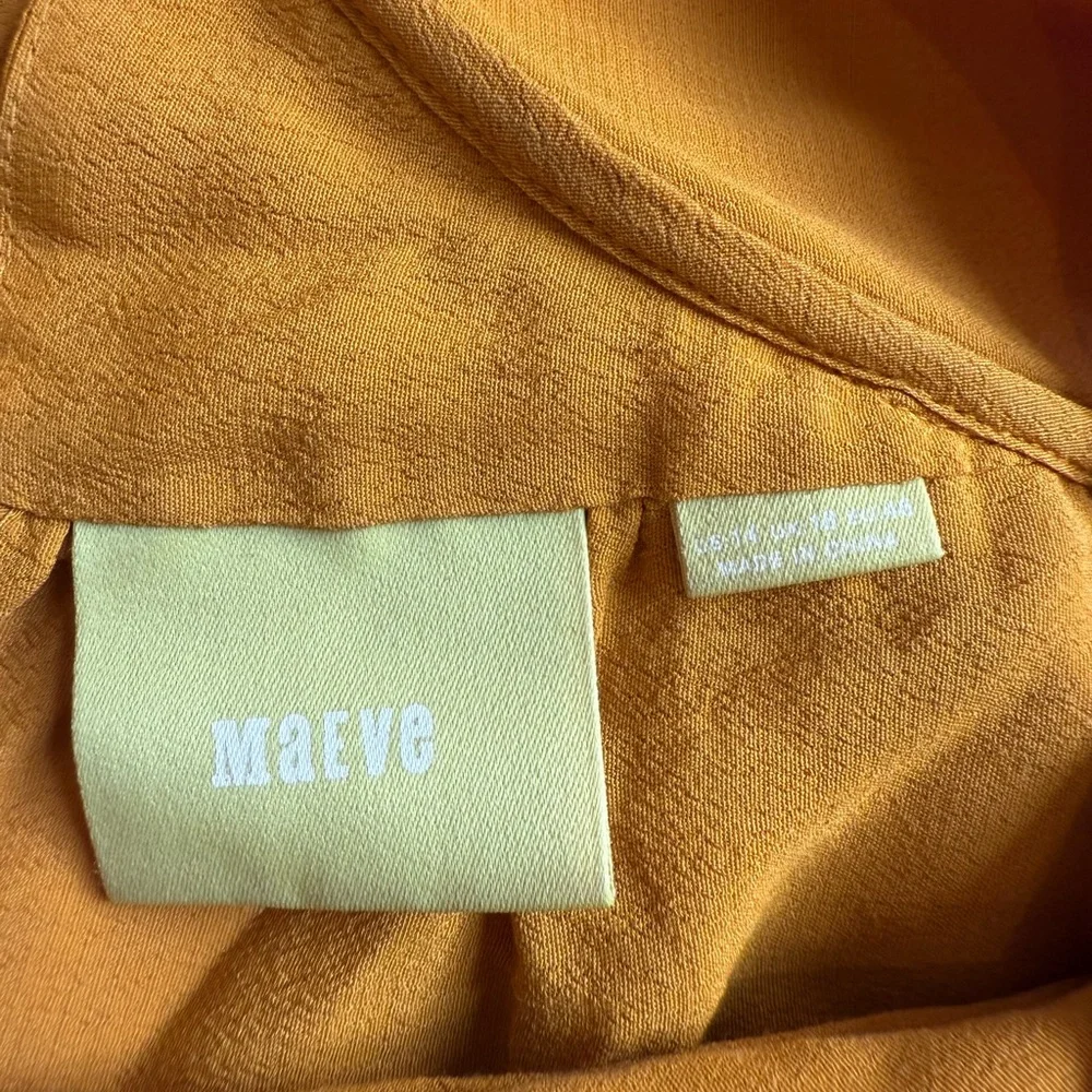 Off-Shoulder Top - Picture 3 of 3